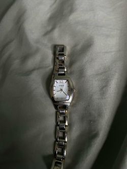 Fossil Women’s Silver-Tone Quartz Bracelet Watch – White Dial – Pre-Owned