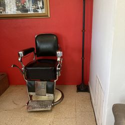 Vintage Barber Chair 