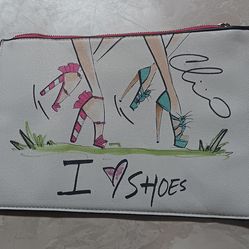 New I Love Shoes Big Clutch