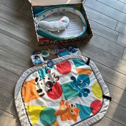 Baby Einstein Tummy Time Mat 