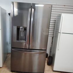 L.G. REFRIGERATOR EVERYTHING GOOD.