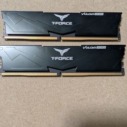 TEAMGROUP T-Force Vulcan DDR5 32GB (2x16GB) 