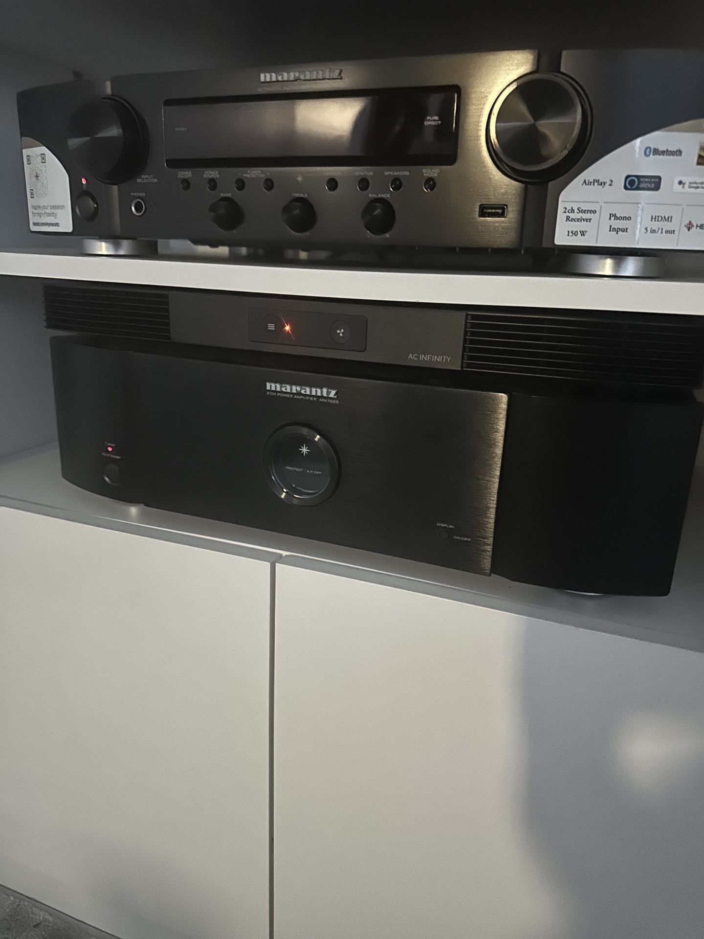 Marantz MM 7025 Amplifier