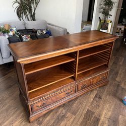 Baltimore Estate Console/sideboard