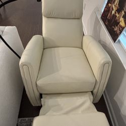 Reclining Chair 