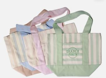 Trade joes mini tote