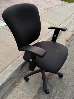 Desk chair