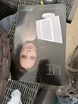 Mirror brand new