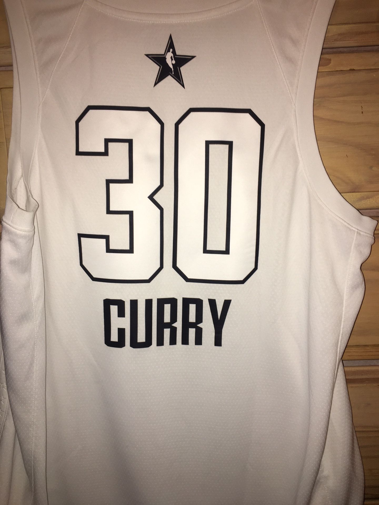 Nike Warriors Stephen Curry Size XL NEW
