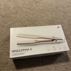 T3 Hair Straightener