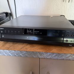 Sony CDP-CE500 5-Disc CD Changer in good shape!  