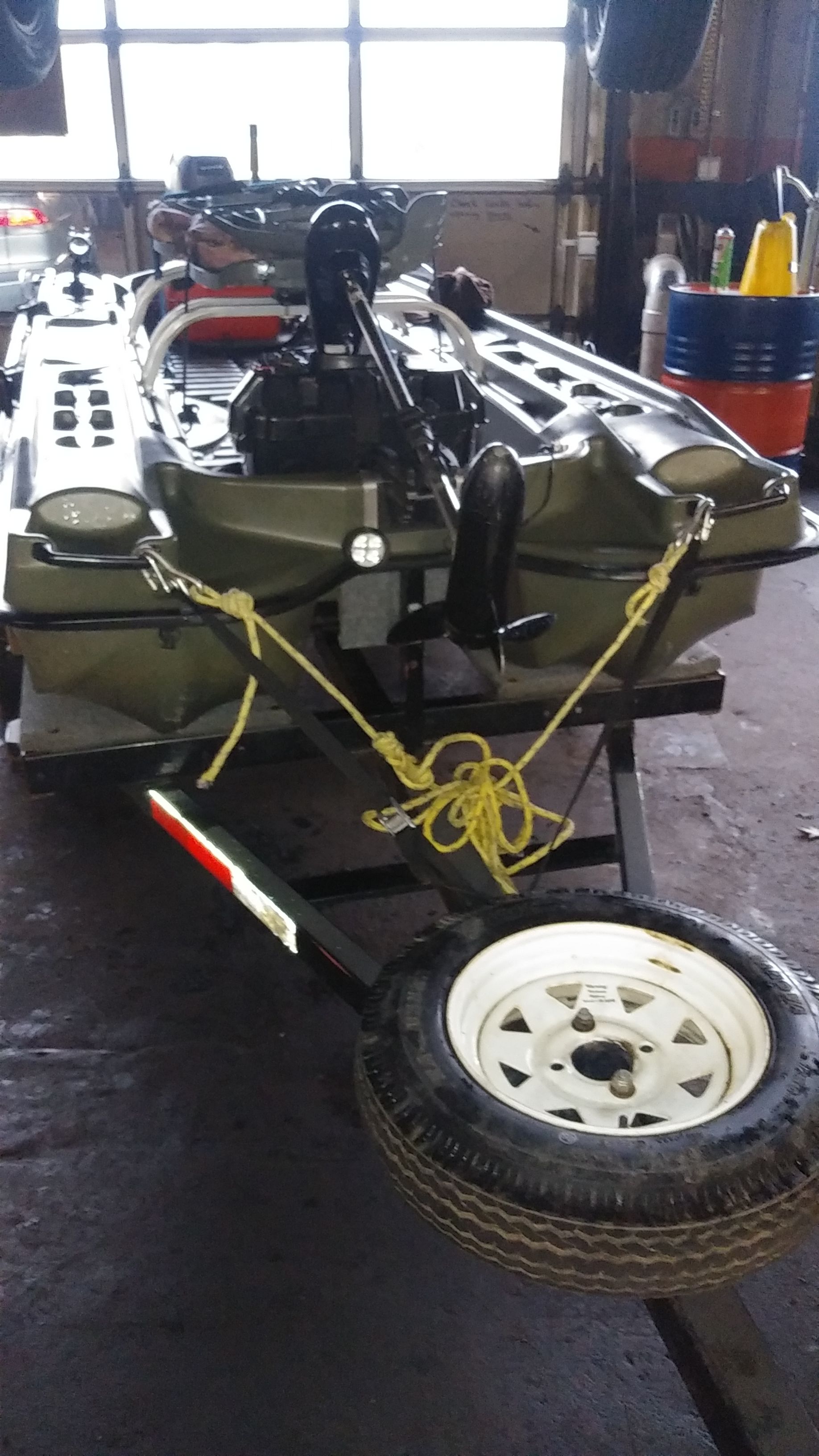 10ft Bass Raider Jon boat w/trailer, 5hp gas/30 trolling motor for