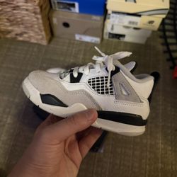 Jordan 4 Retro Military Black Size 9c Toddler