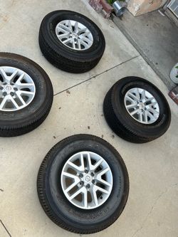 Tires with rims