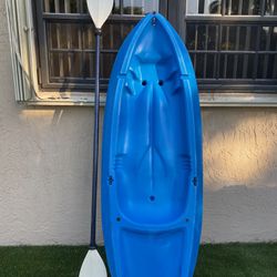 Lifetime Youth Wave Kayak with Paddle - Local Delivery for a Fee - See My Items 