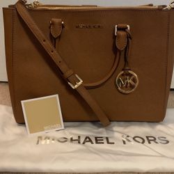 Authentic Large Michael Kors Tote Bag