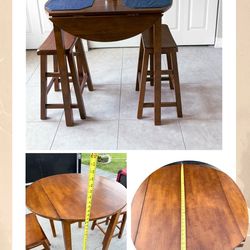 Dinette Wood Dining Table & Bar Stools