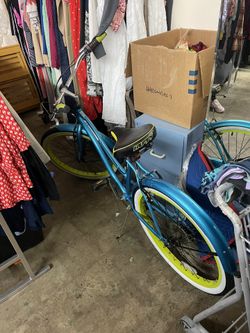 Huffy Beach Cruiser 