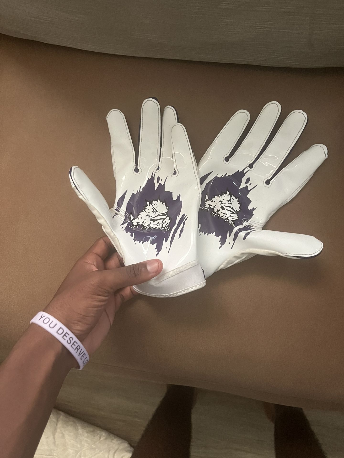 TCU COLLEGE GLOVES