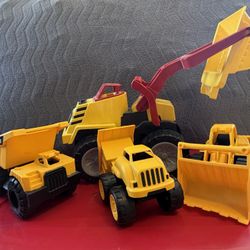 Toy Dump Trucks