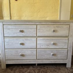 6 Drawer Dresser