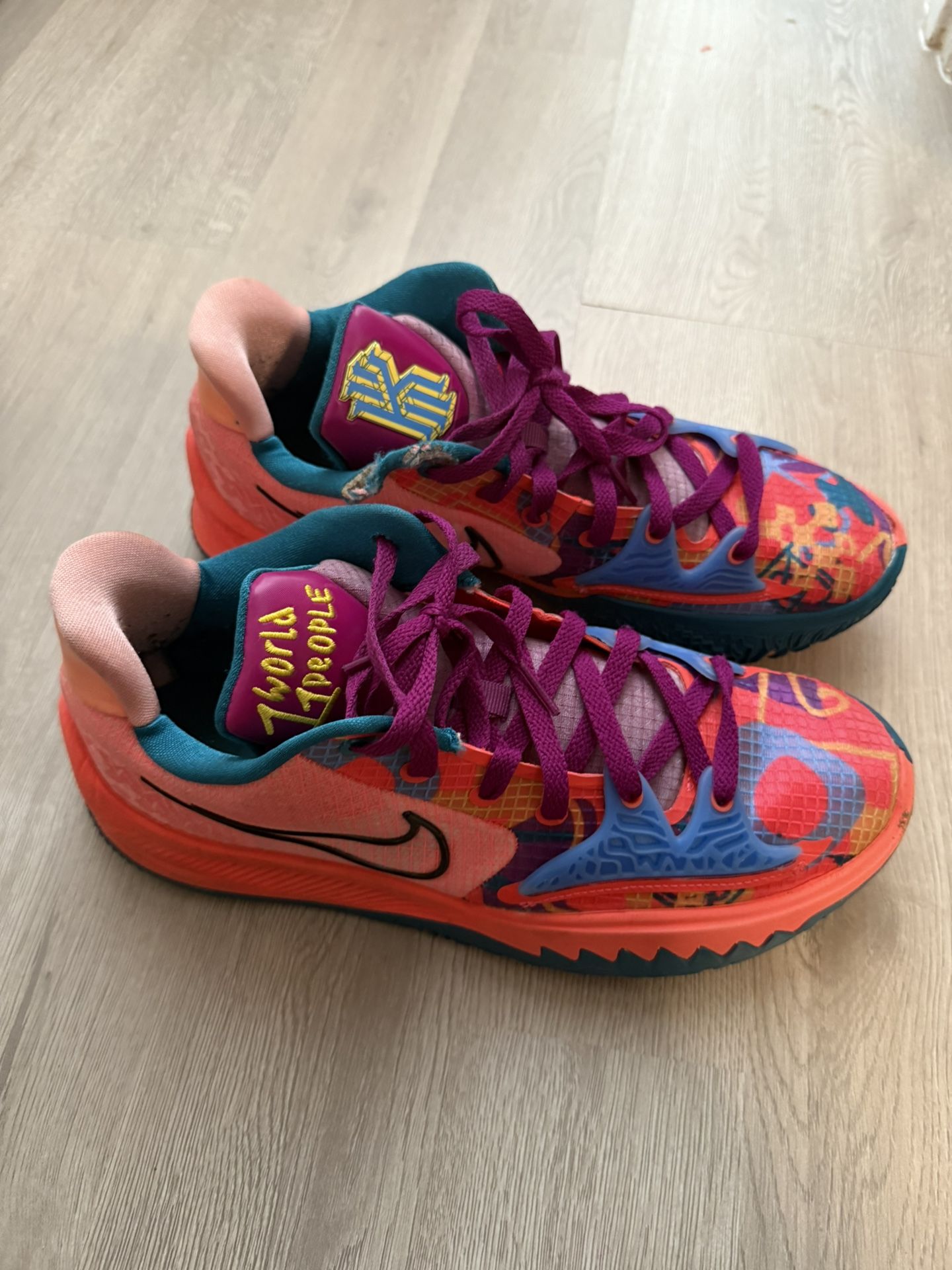 Kyrie 4 Low