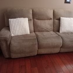 Power Recliner  Sofa  And Chair 