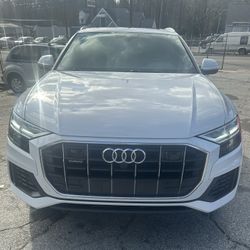 2019 Audi Q8