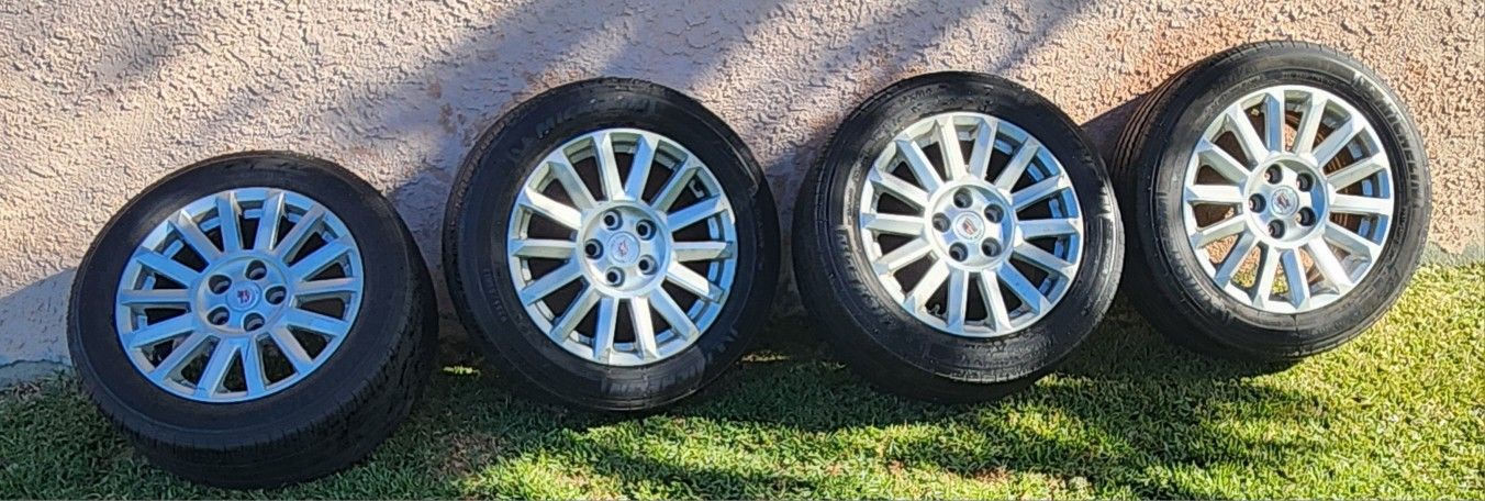6 Lug - Cadillac Escalade / SUV Rims (Location In Description)