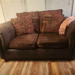 Couch set ( or separate) 