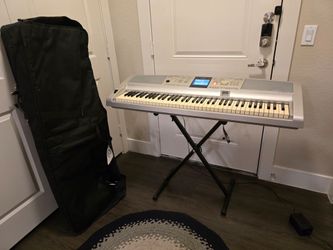 Yamaha DGX-305 Portable Grand Digital Piano – Full Setup w/ Stand + Pedal + Bag