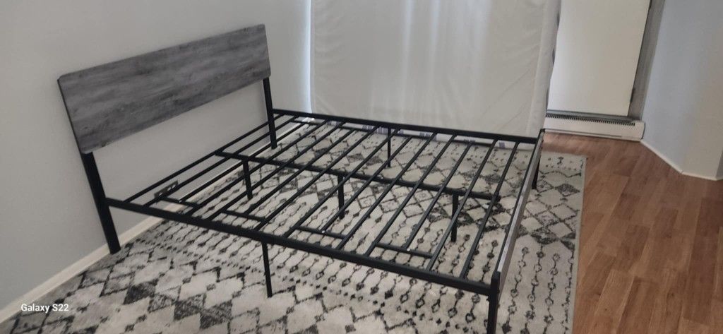 Metal Bed Frame And Mattress Headboard Queen 