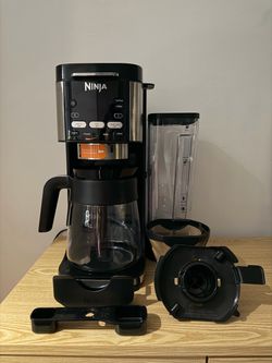 Ninja Coffee Maker with Carafe and Accessories