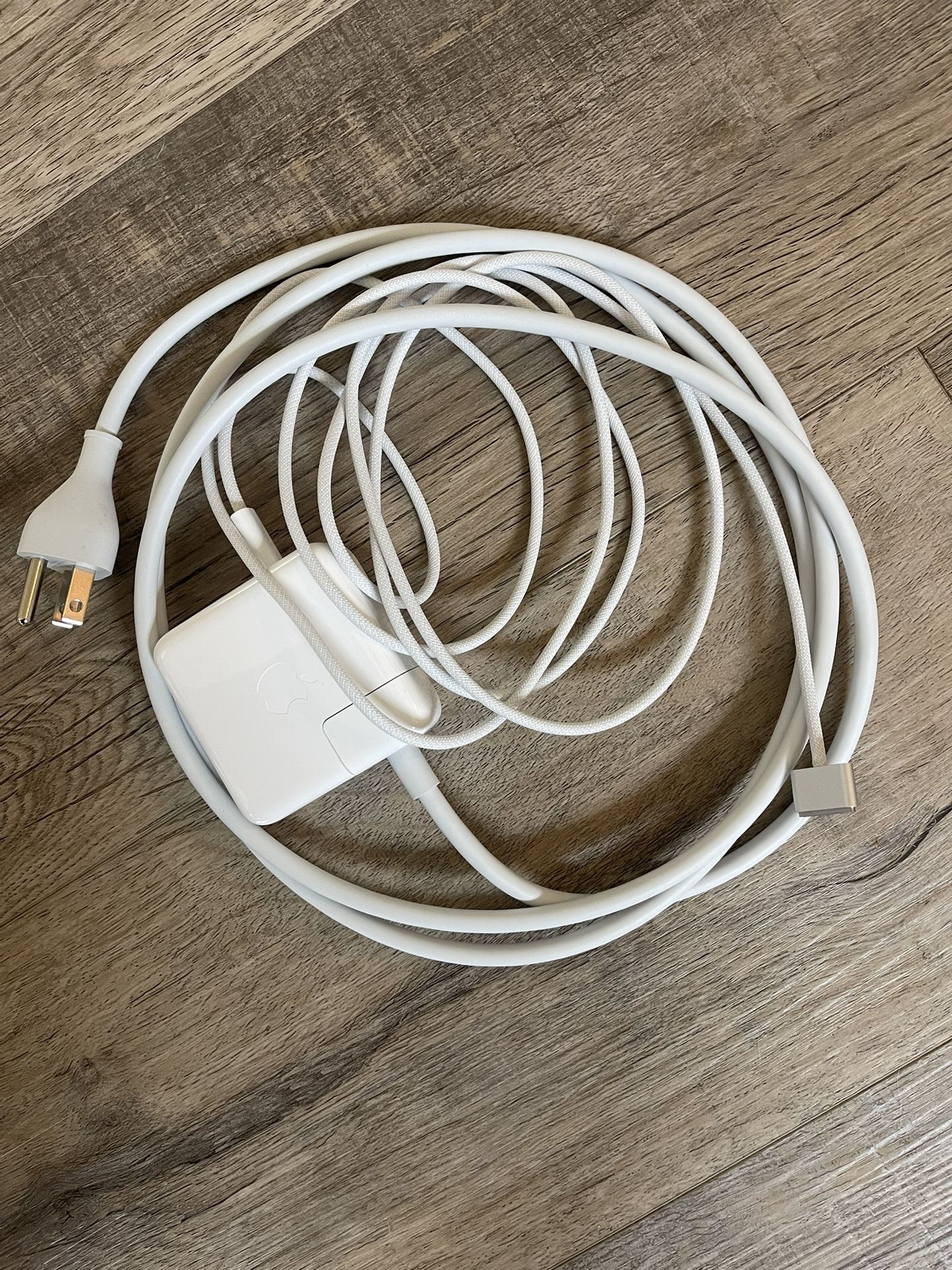 MacBook Charger 