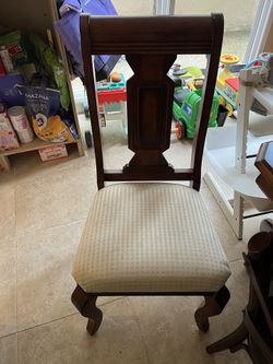 Six fancy dining table chairs