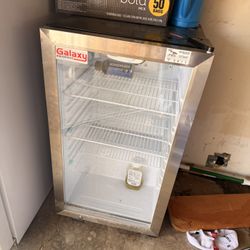 Mini Fridge 