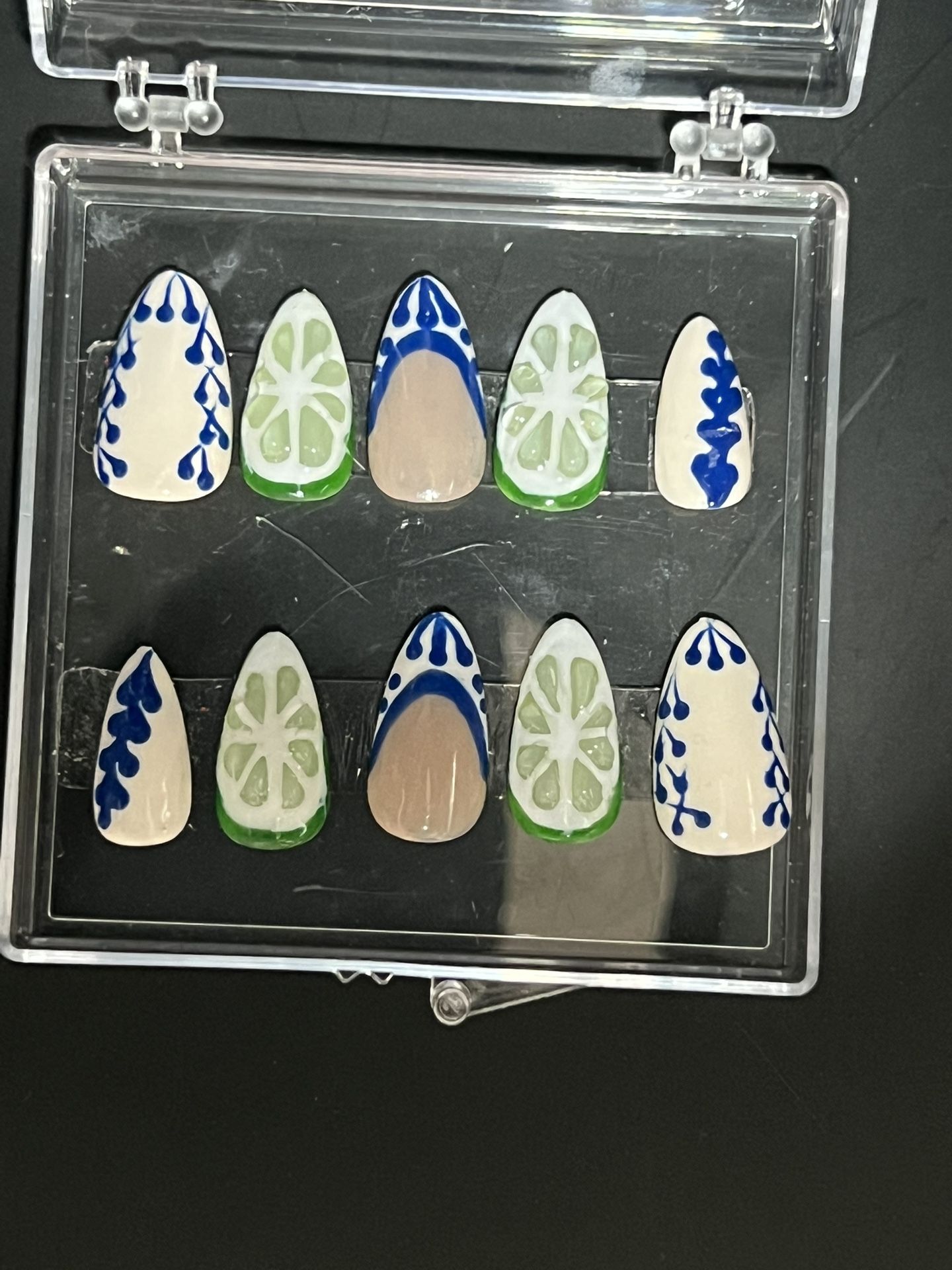 Small Press On Nails