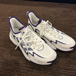 UW Workout Shoes