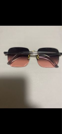 Gradient pink sunglasses eyewear