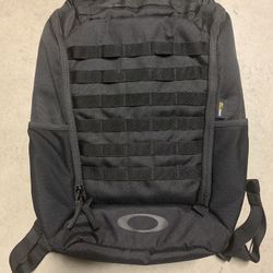 Oakley Urban Path RC 25L Backpack