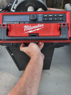 Milwaukee Packout Job Radio
