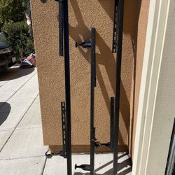 Super Strong Adjustable California King, King, Queen, Full, Twin Size Bed Frame With Excellent Condition 