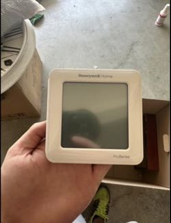 Honeywell Pro Series Thermostat