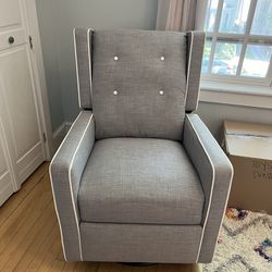 Nursery Rocker/Recliner Chair