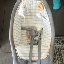 Vibrating Musical bouncer