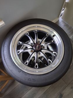 275/40/17 MICKEY THOMPSON  CAM OF A 340I BMW