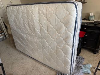 Full/Double mattress still in plastic!
