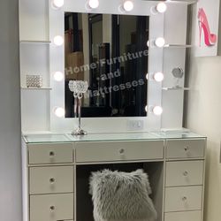Vanity Set Hollywood Mirror LED Light Makeup Table New✨Hello Spring🌸