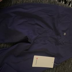 navy blue lululemon size 8