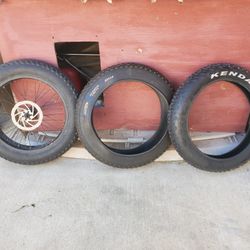 20x4.0  knobby fat tires for ebike